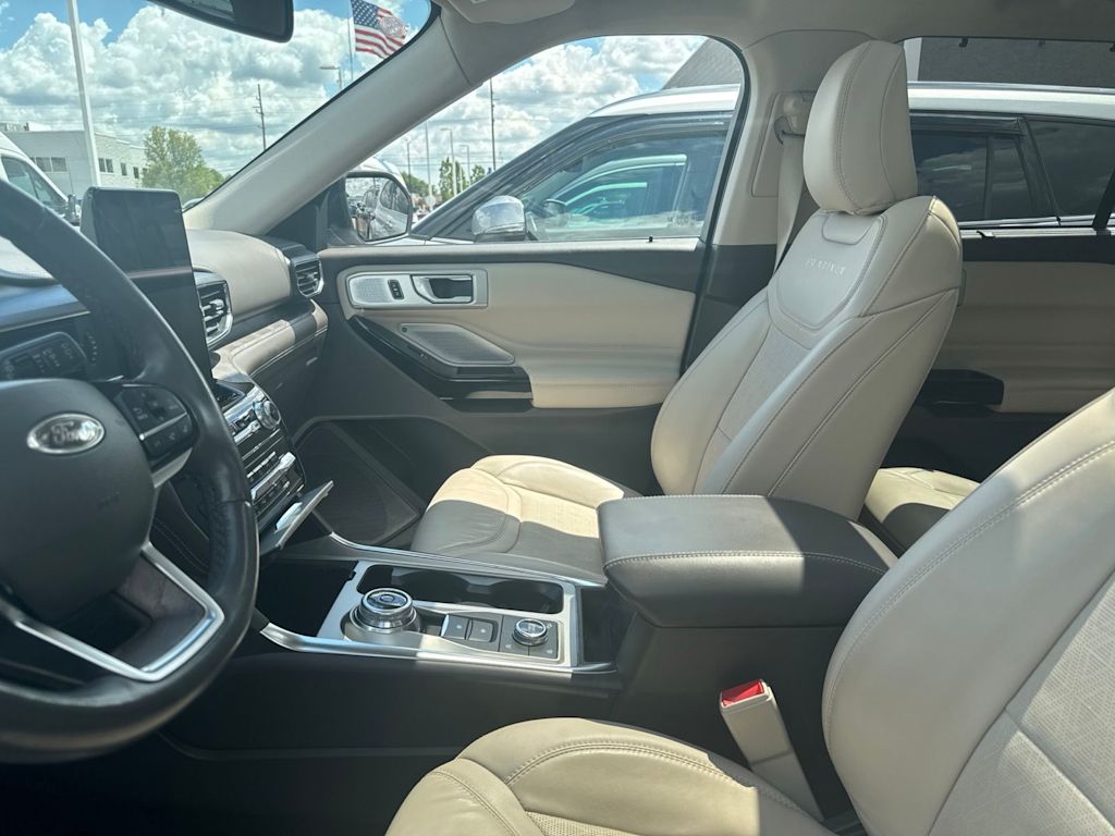 Thumbnail: 2023 Ford Explorer - 8