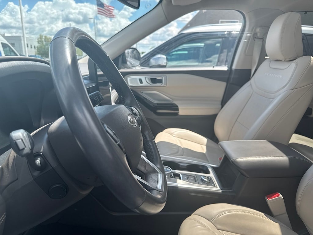 Thumbnail: 2023 Ford Explorer - 6