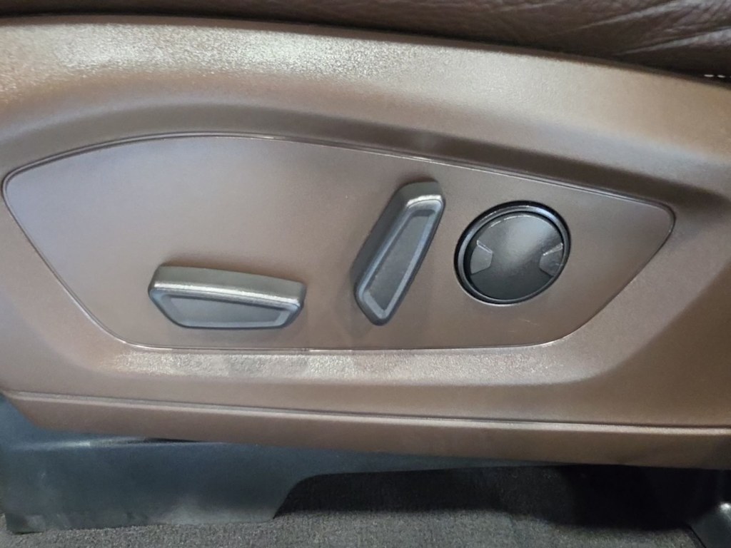Thumbnail: 2024 Ford Explorer - 26