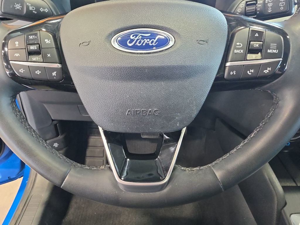 Thumbnail: 2021 Ford Escape - 22