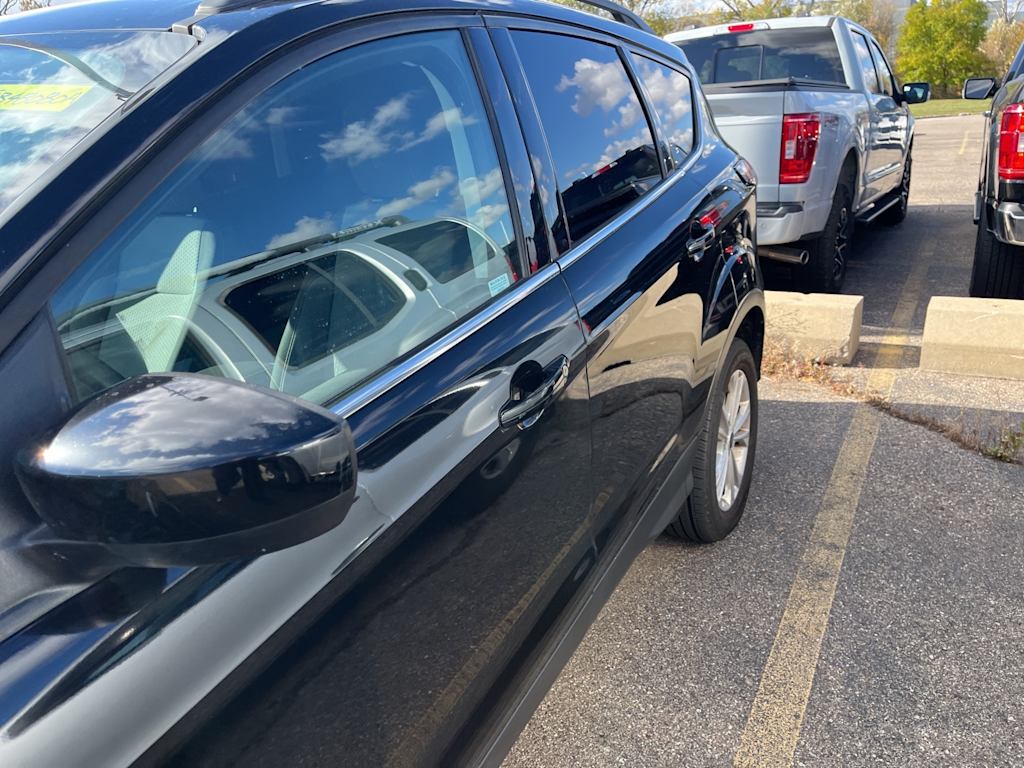 Thumbnail: 2018 Ford Escape - 11