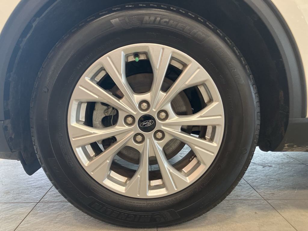 Thumbnail: 2023 Ford Escape - 8