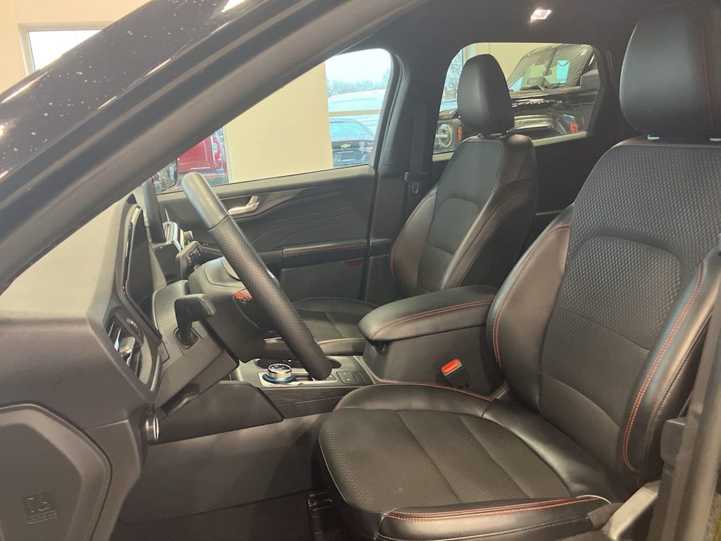 Thumbnail: 2025 Ford Escape - 9