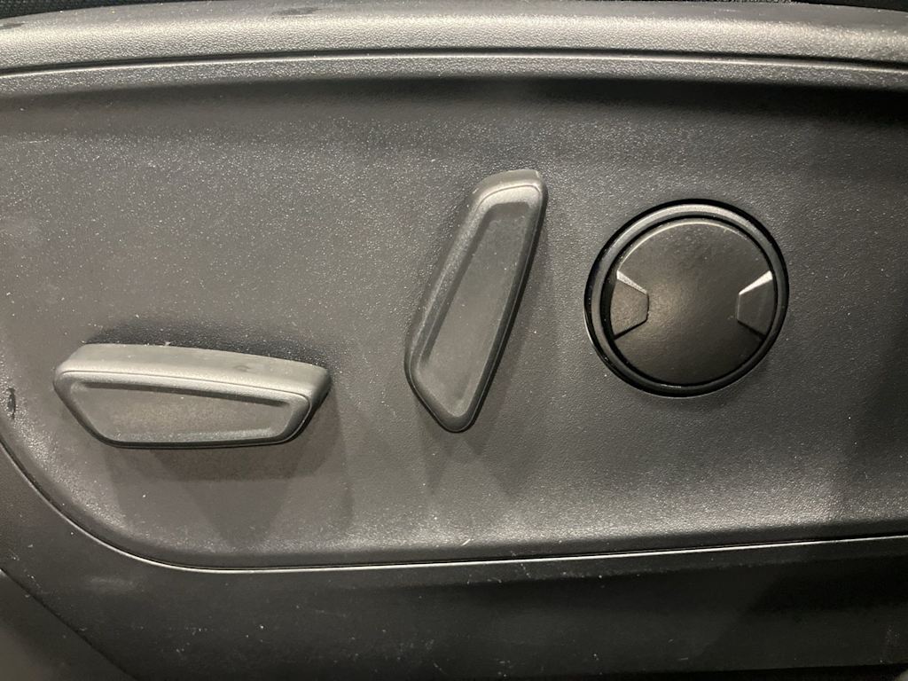 Thumbnail: 2025 Ford Escape - 17