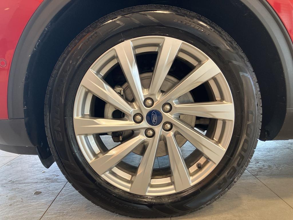 Thumbnail: 2021 Ford Escape - 8