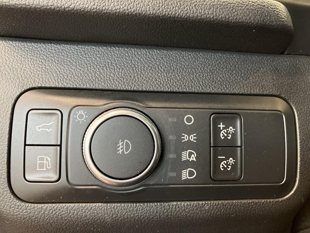 Thumbnail: 2021 Ford Escape - 23