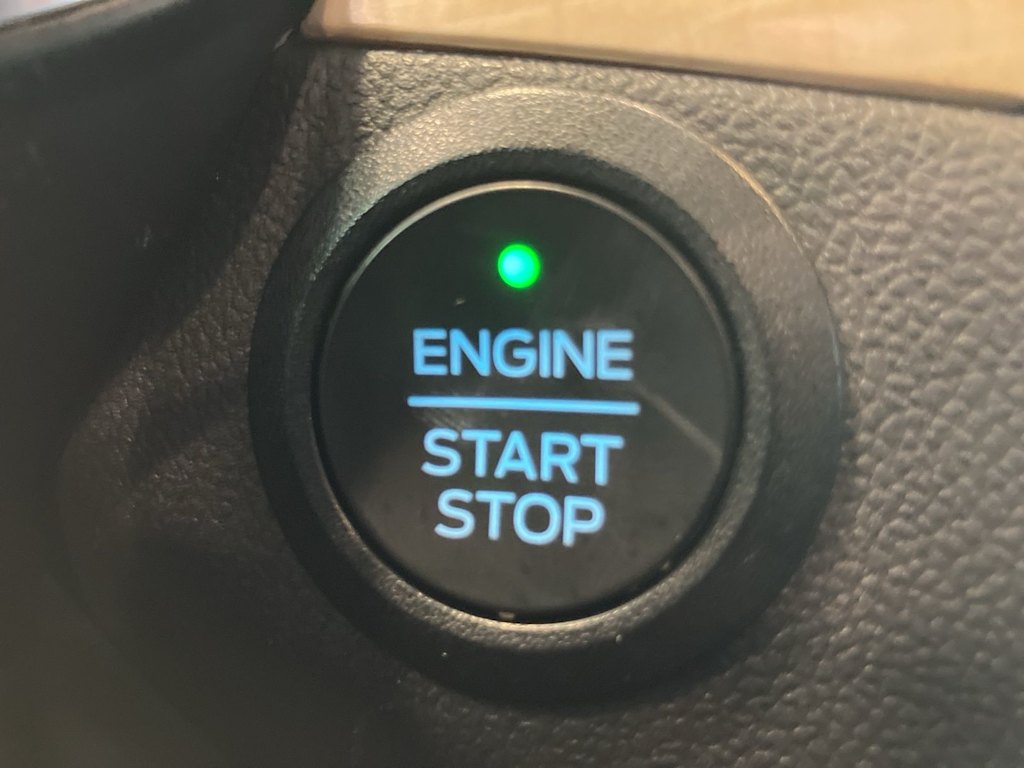 Thumbnail: 2021 Ford Escape - 25