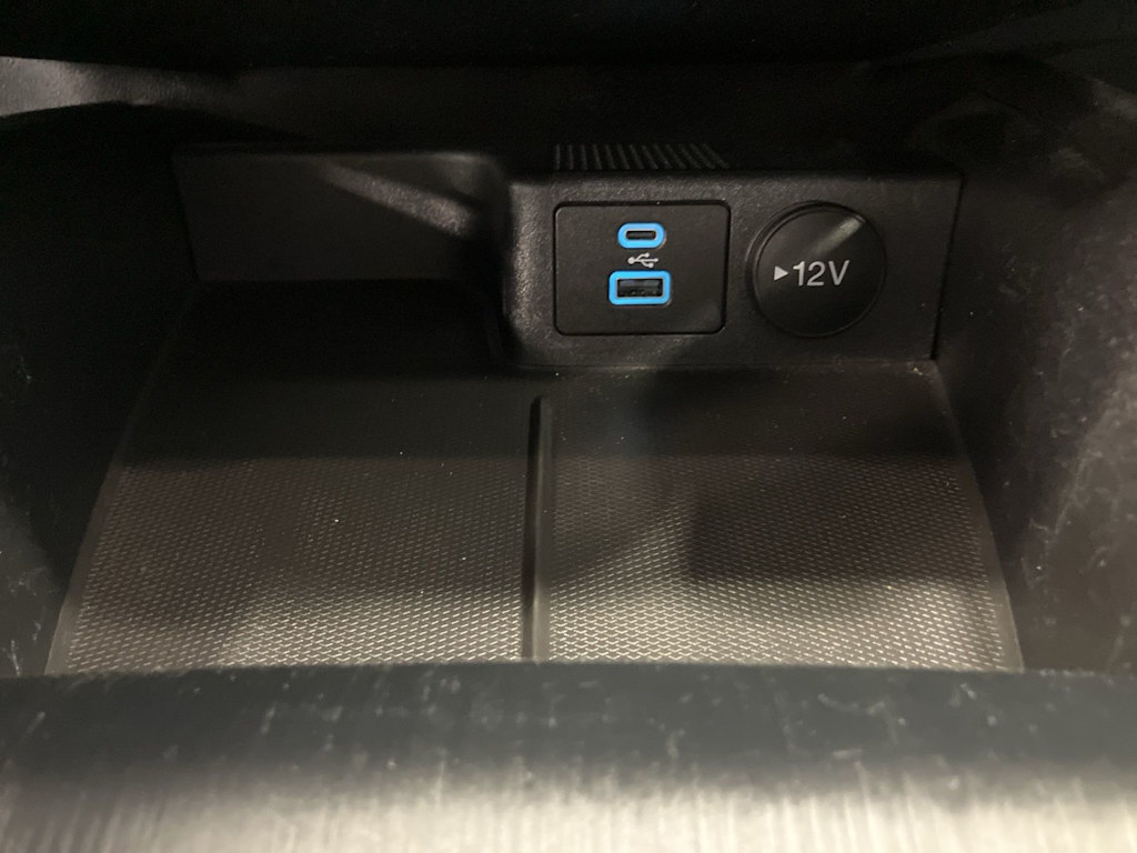 Thumbnail: 2022 Ford Escape - 16