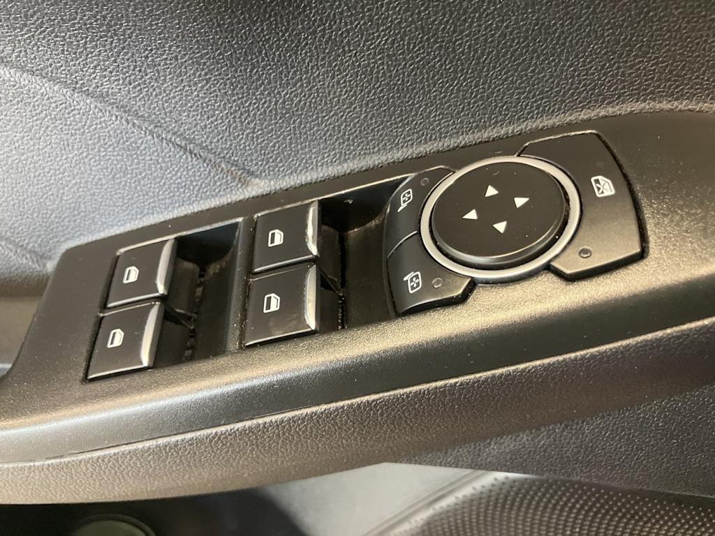 Thumbnail: 2022 Ford Escape - 21