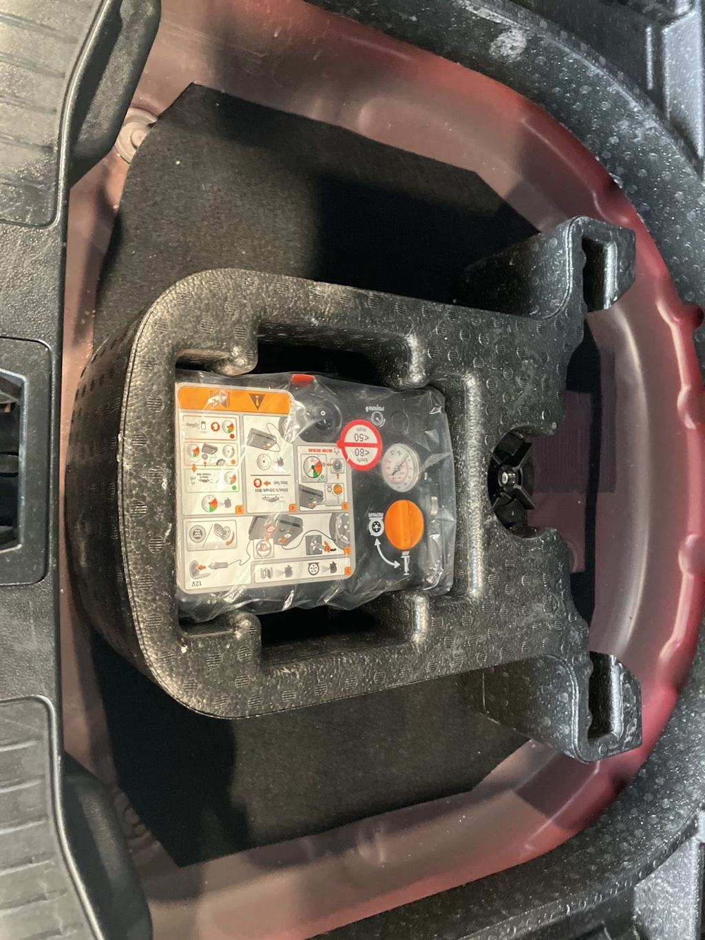 Thumbnail: 2022 Ford Escape - 9