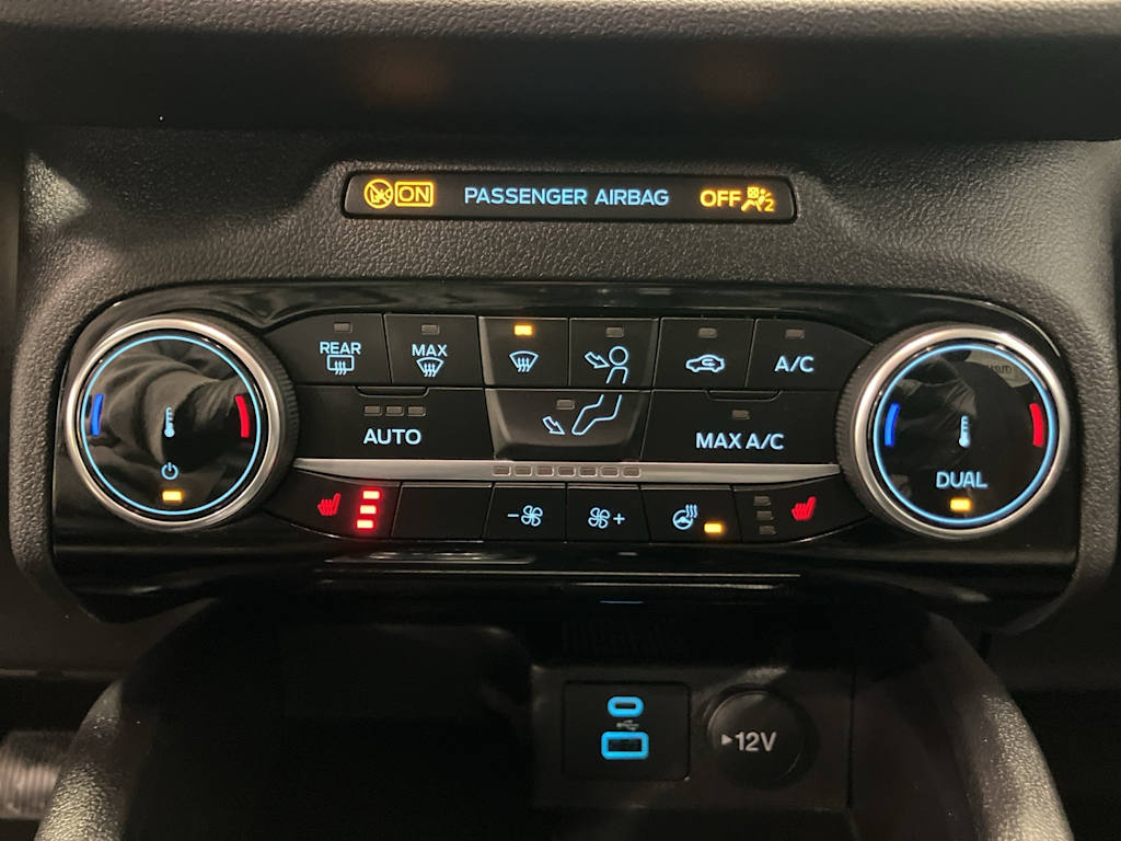 Thumbnail: 2022 Ford Escape - 21