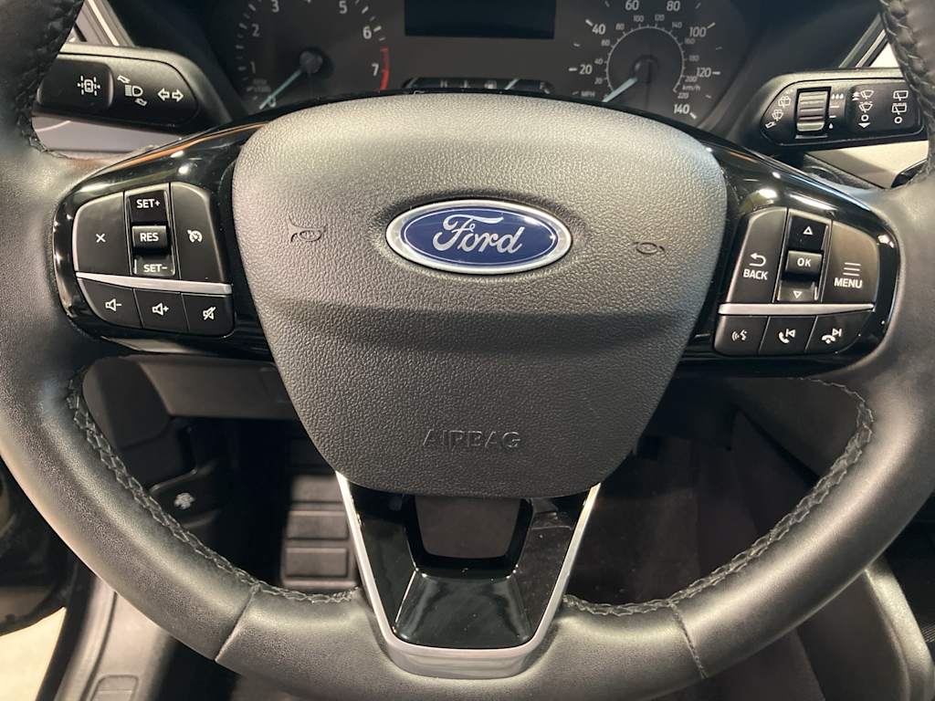 Thumbnail: 2022 Ford Escape - 19