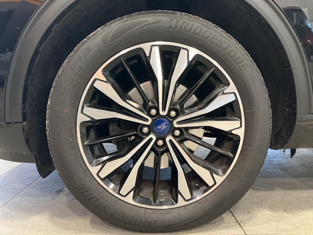 Thumbnail: 2022 Ford Escape - 7