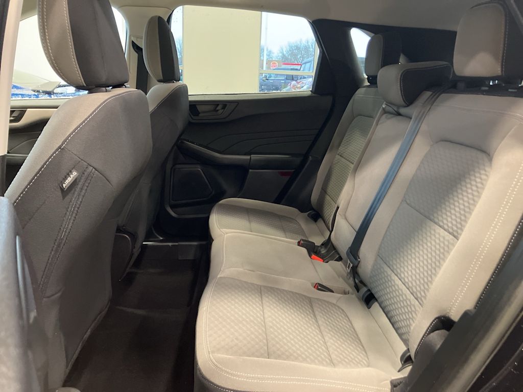 Thumbnail: 2022 Ford Escape - 9