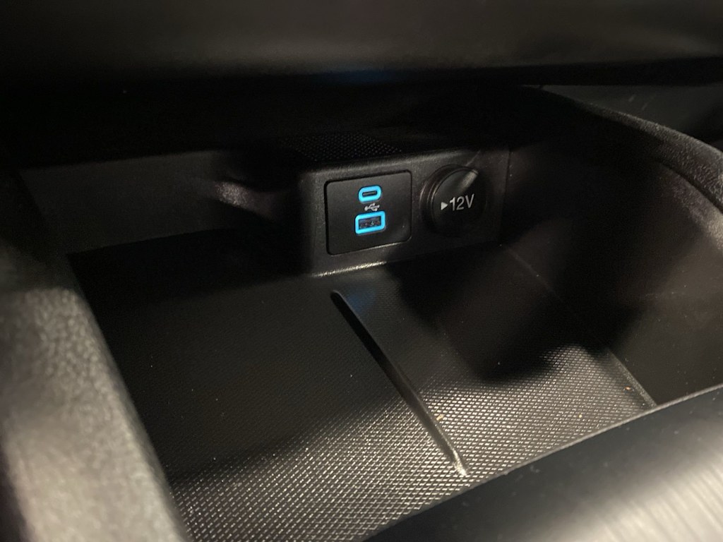 Thumbnail: 2023 Ford Escape - 28