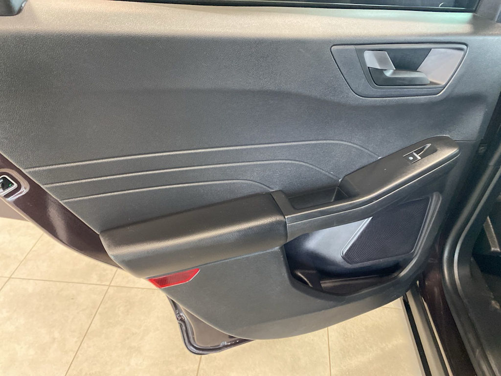 Thumbnail: 2023 Ford Escape - 29