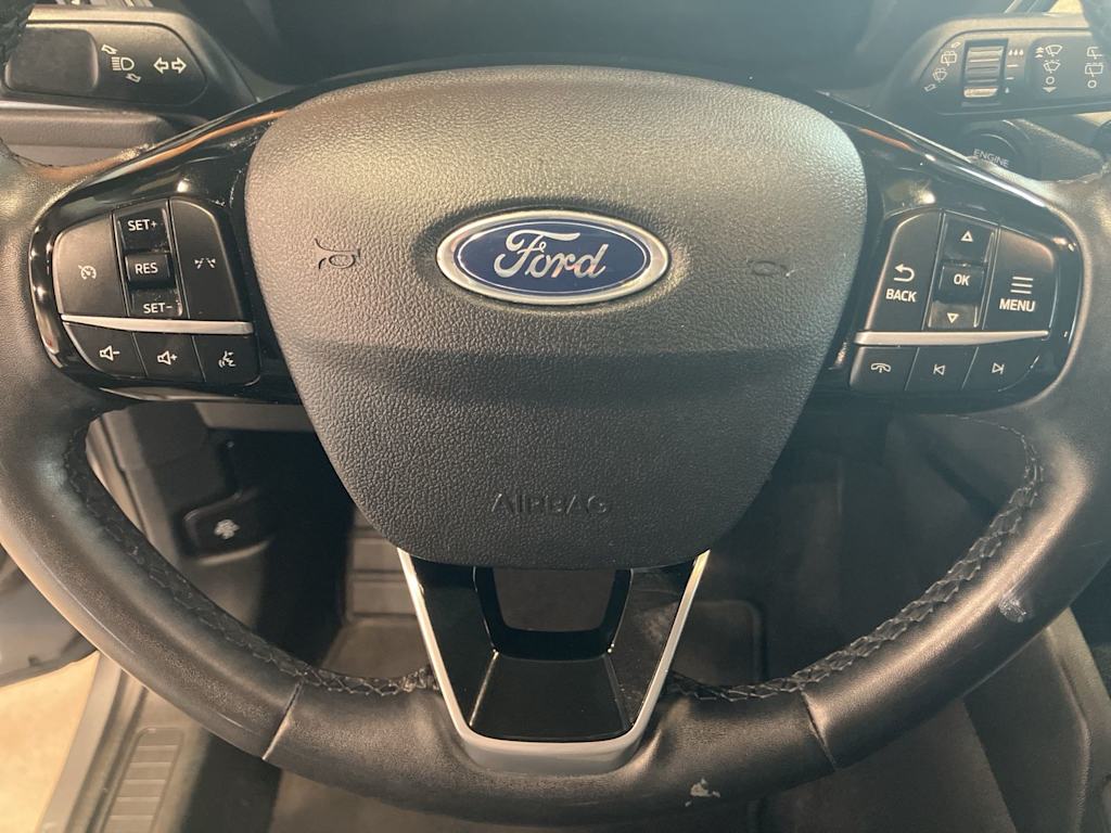 Thumbnail: 2023 Ford Escape - 21