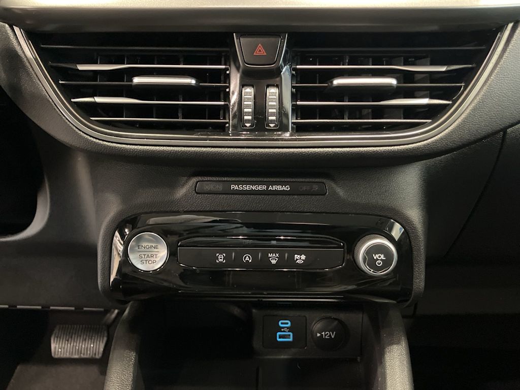 Thumbnail: 2023 Ford Escape - 22