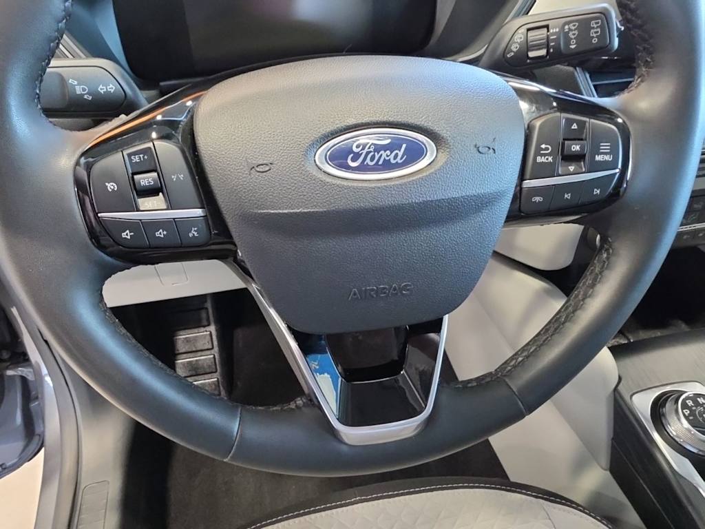 Thumbnail: 2023 Ford Escape - 29