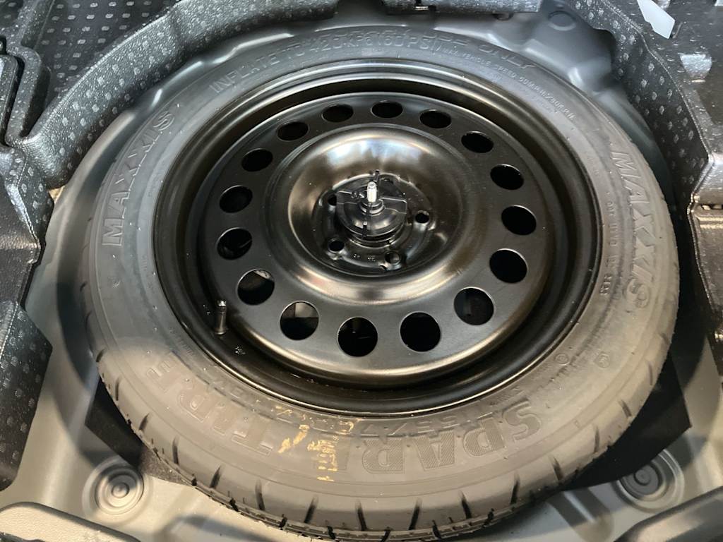 Thumbnail: 2023 Ford Escape - 9