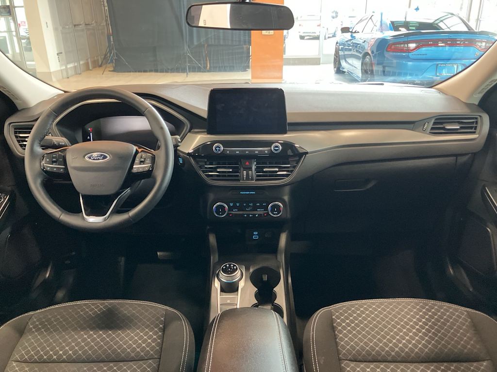 Thumbnail: 2023 Ford Escape - 2