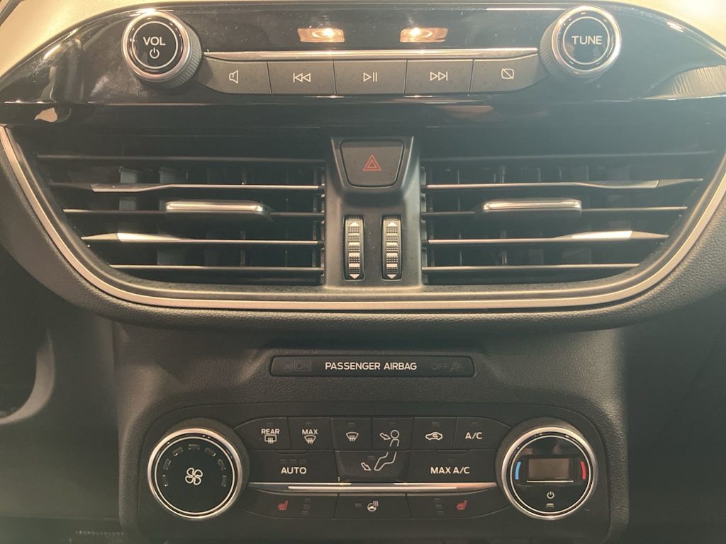 Thumbnail: 2020 Ford Escape - 24