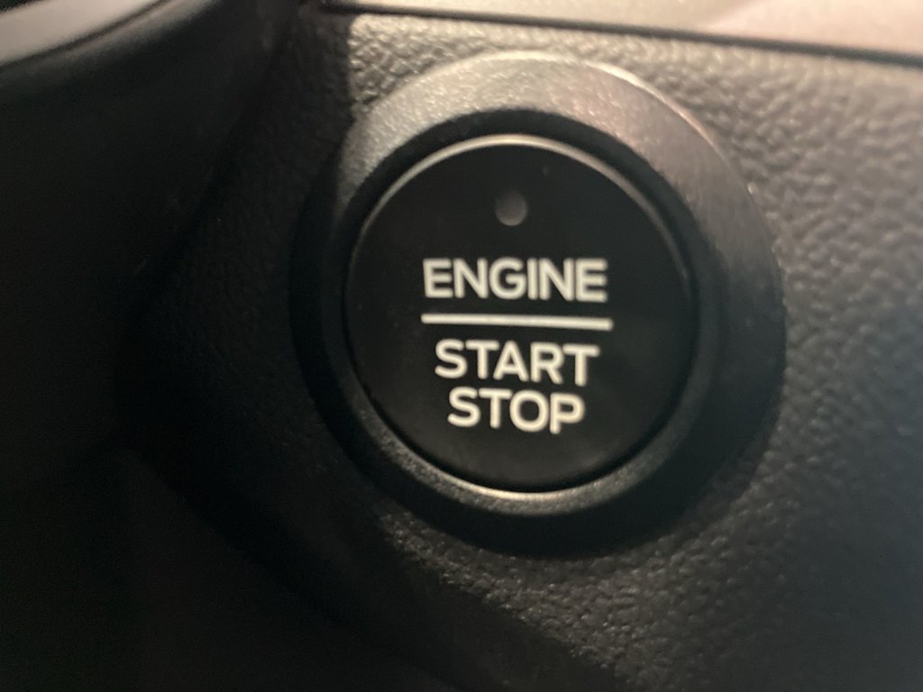 Thumbnail: 2022 Ford Escape - 22