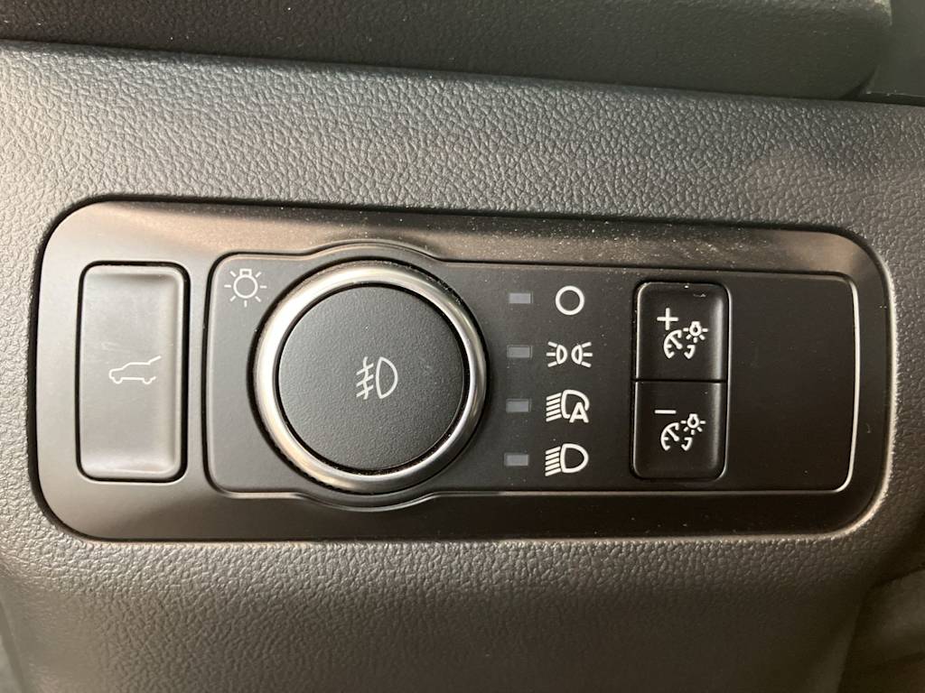 Thumbnail: 2022 Ford Escape - 19