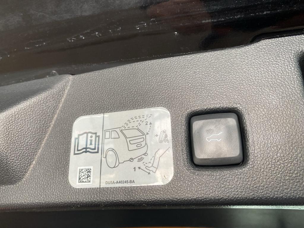 Thumbnail: 2020 Ford Escape - 16