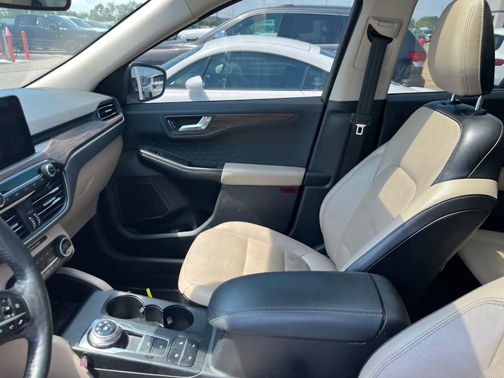 Thumbnail: 2020 Ford Escape - 7
