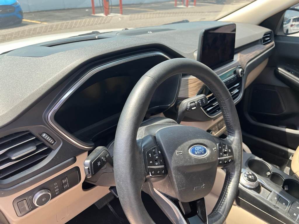 Thumbnail: 2020 Ford Escape - 6