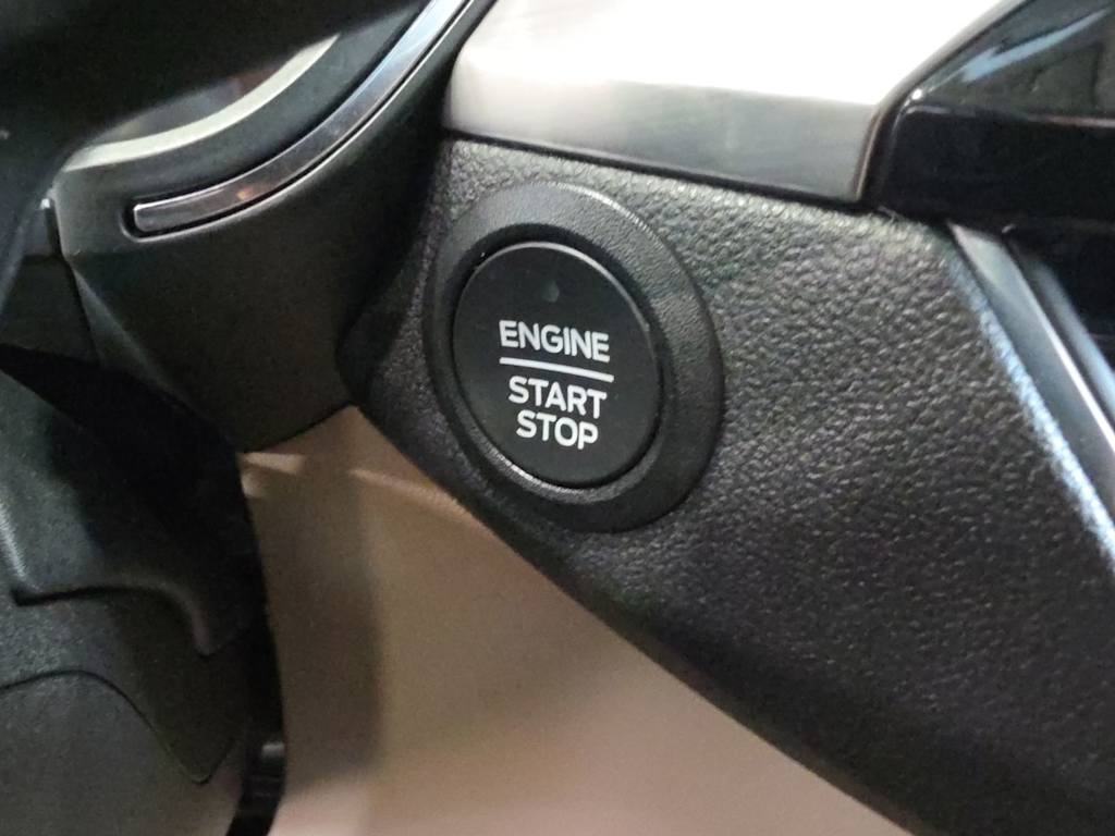 Thumbnail: 2022 Ford Escape - 32