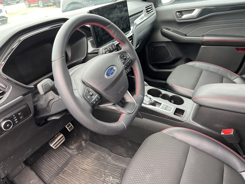 Thumbnail: 2023 Ford Escape - 2