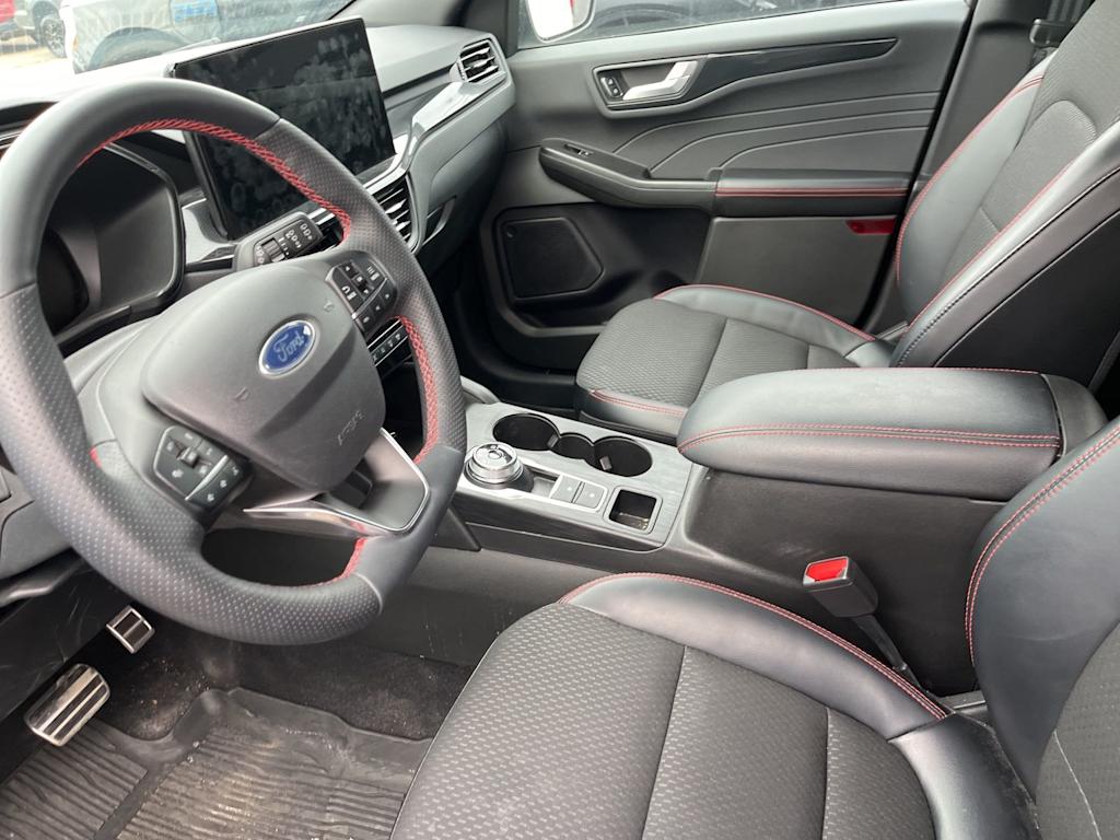 Thumbnail: 2023 Ford Escape - 26