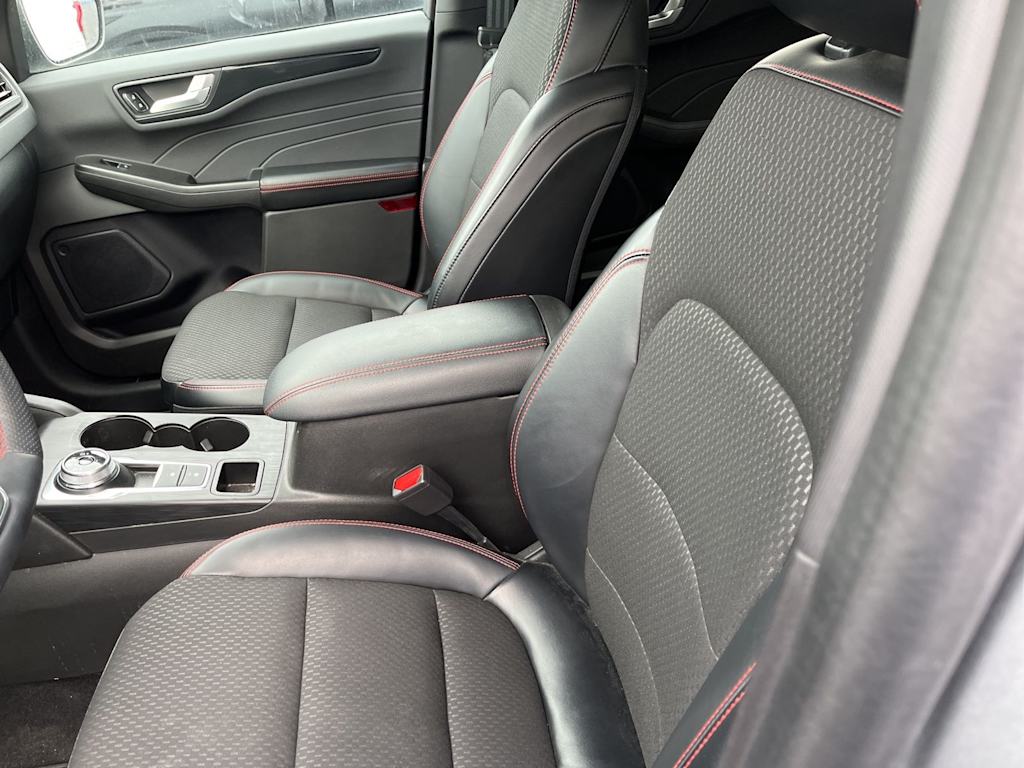 Thumbnail: 2023 Ford Escape - 6