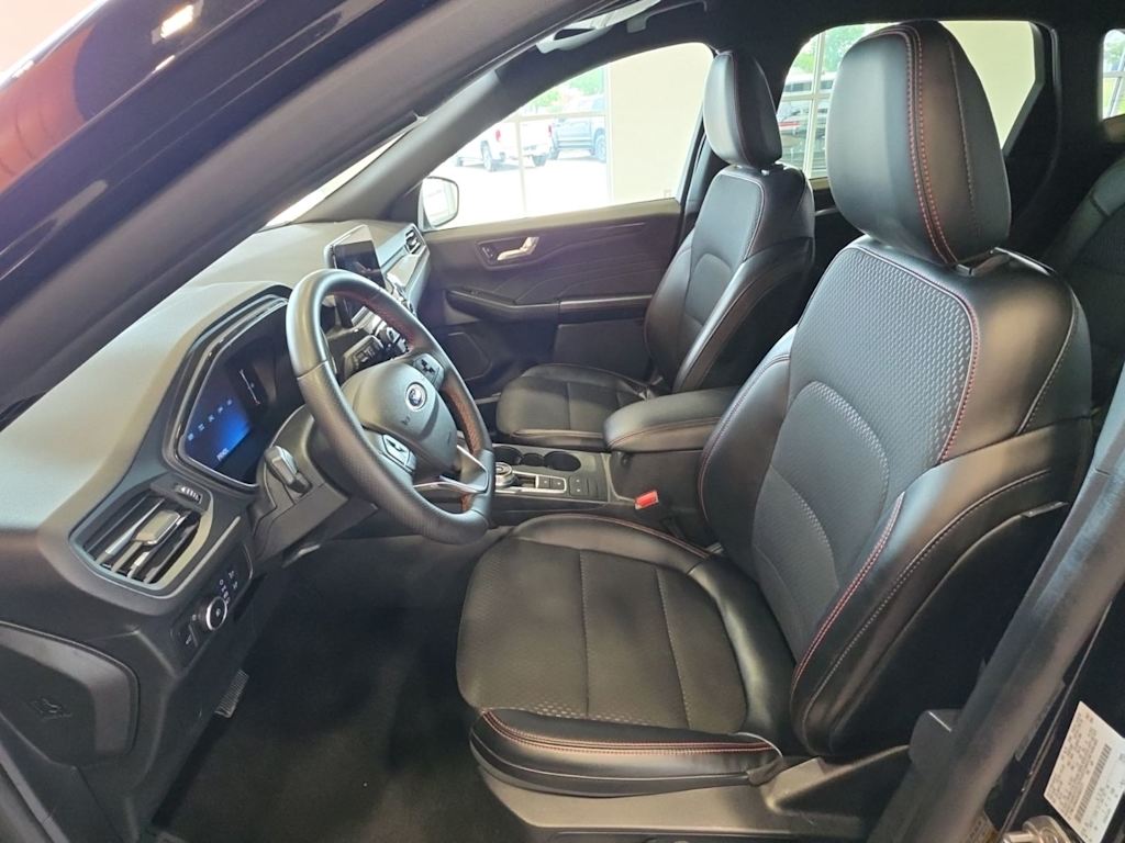 Thumbnail: 2025 Ford Escape - 9