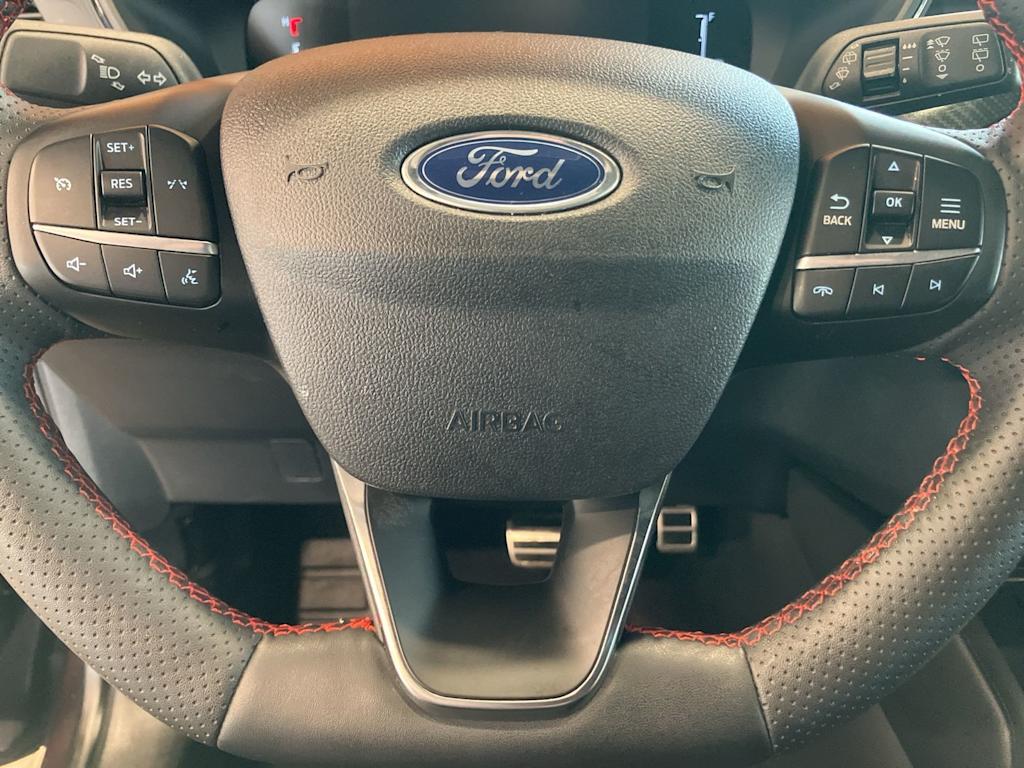 Thumbnail: 2023 Ford Escape - 22