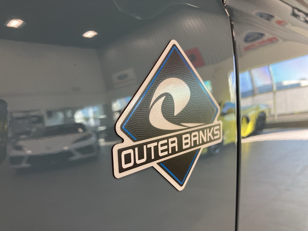 Thumbnail: 2023 Ford Bronco - 7