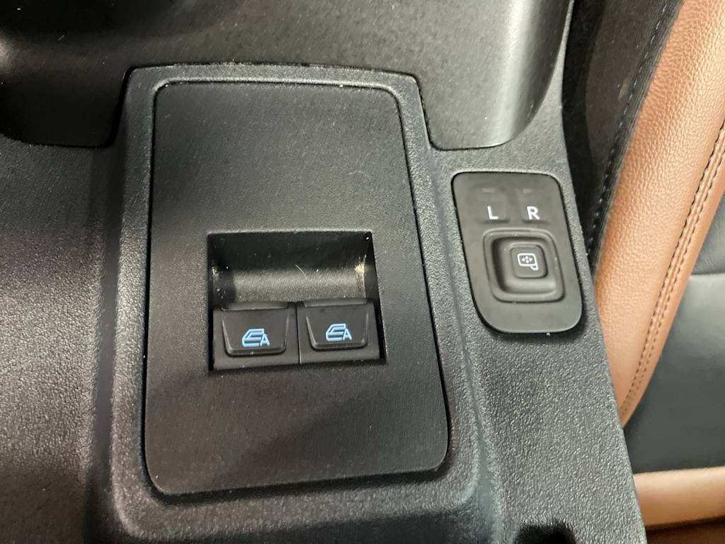 Thumbnail: 2023 Ford Bronco - 22