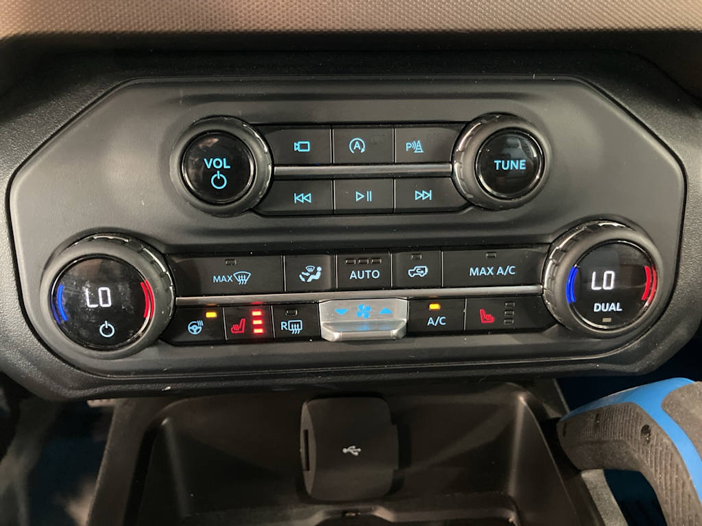 Thumbnail: 2023 Ford Bronco - 25