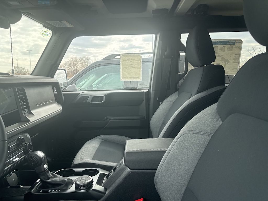 Thumbnail: 2025 Ford Bronco - 6