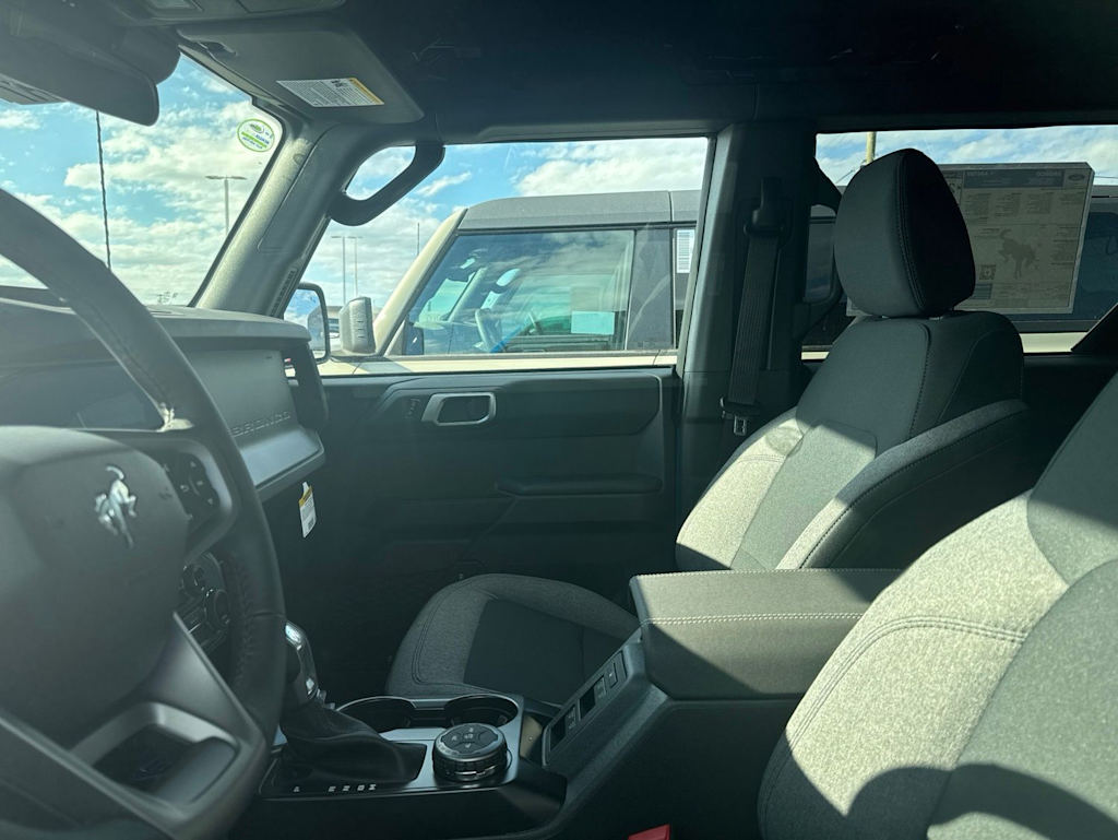 Thumbnail: 2026 Ford Bronco - 6
