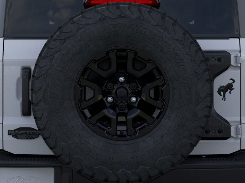 Thumbnail: 2025 Ford Bronco - 8