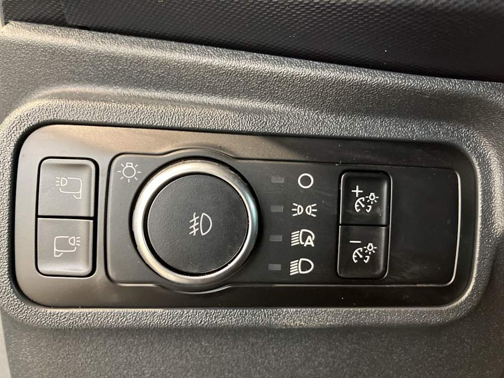 Thumbnail: 2023 Ford Bronco - 21