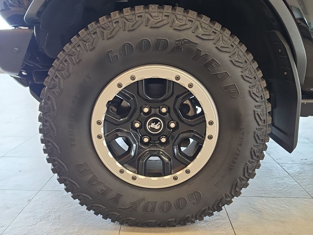 Thumbnail: 2022 Ford Bronco - 8