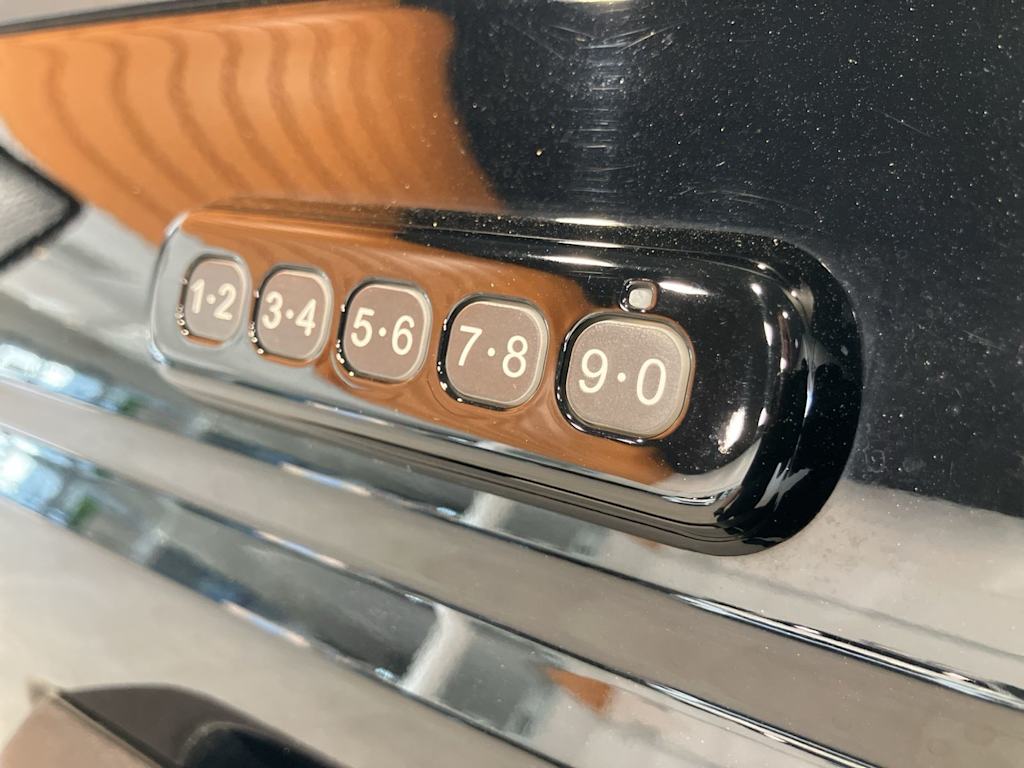 Thumbnail: 2023 Ford Bronco - 14