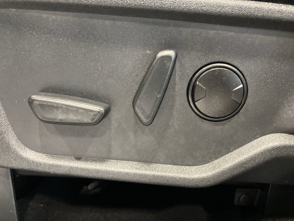 Thumbnail: 2023 Ford Bronco - 19