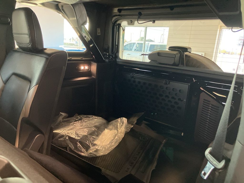 Thumbnail: 2023 Ford Bronco - 31