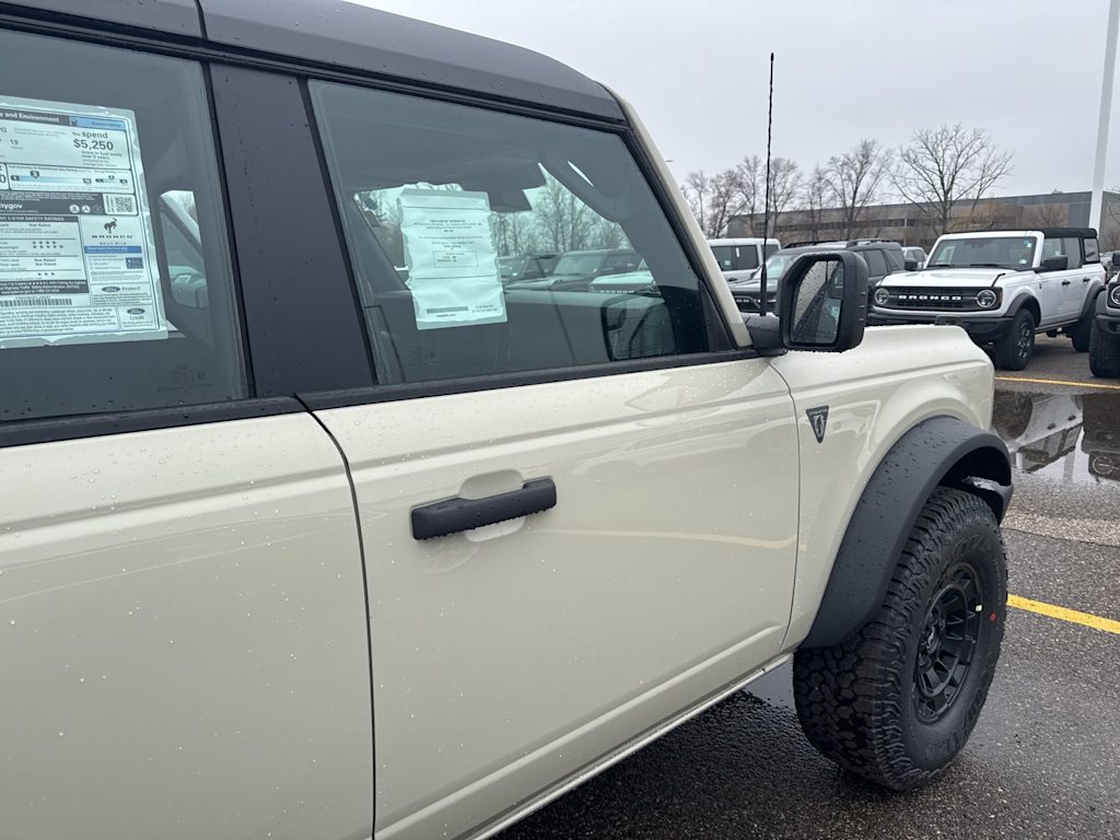 Thumbnail: 2026 Ford Bronco - 11