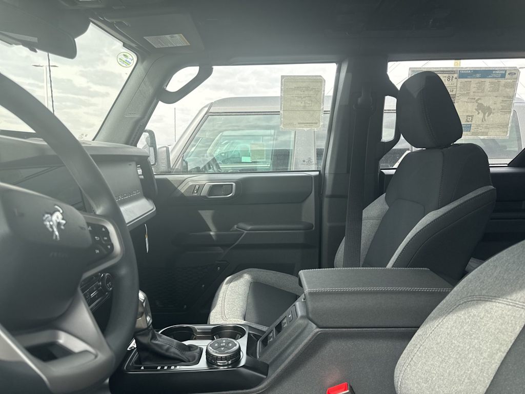 Thumbnail: 2026 Ford Bronco - 6